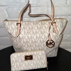 Michael Kors Cream Logo Tote with Blush Trim and Matching Wallet